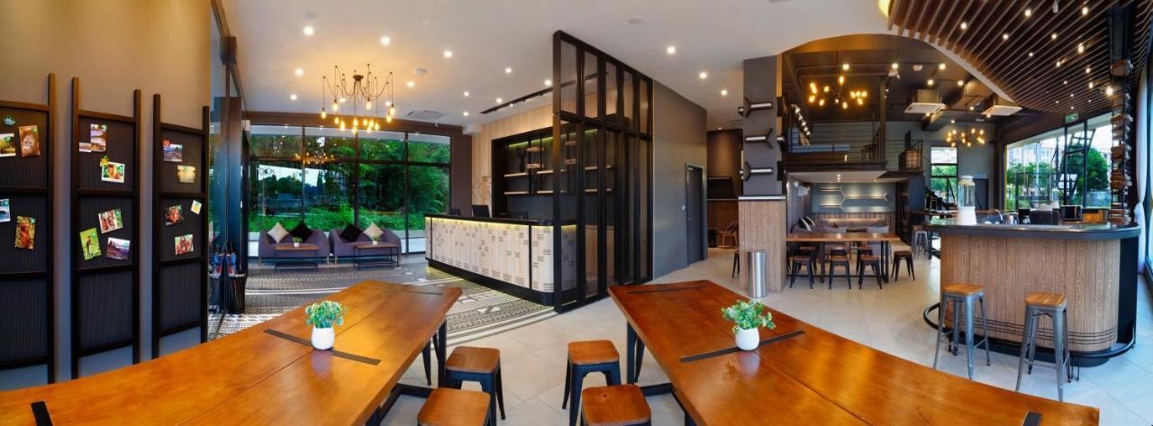 Bulatan Hostel Tanjong Aru Exterior foto